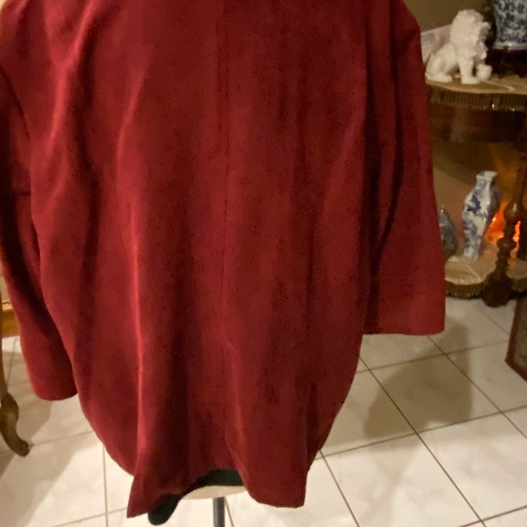 Faux suede jacket in wine color size 20W - Picture 3 of 8